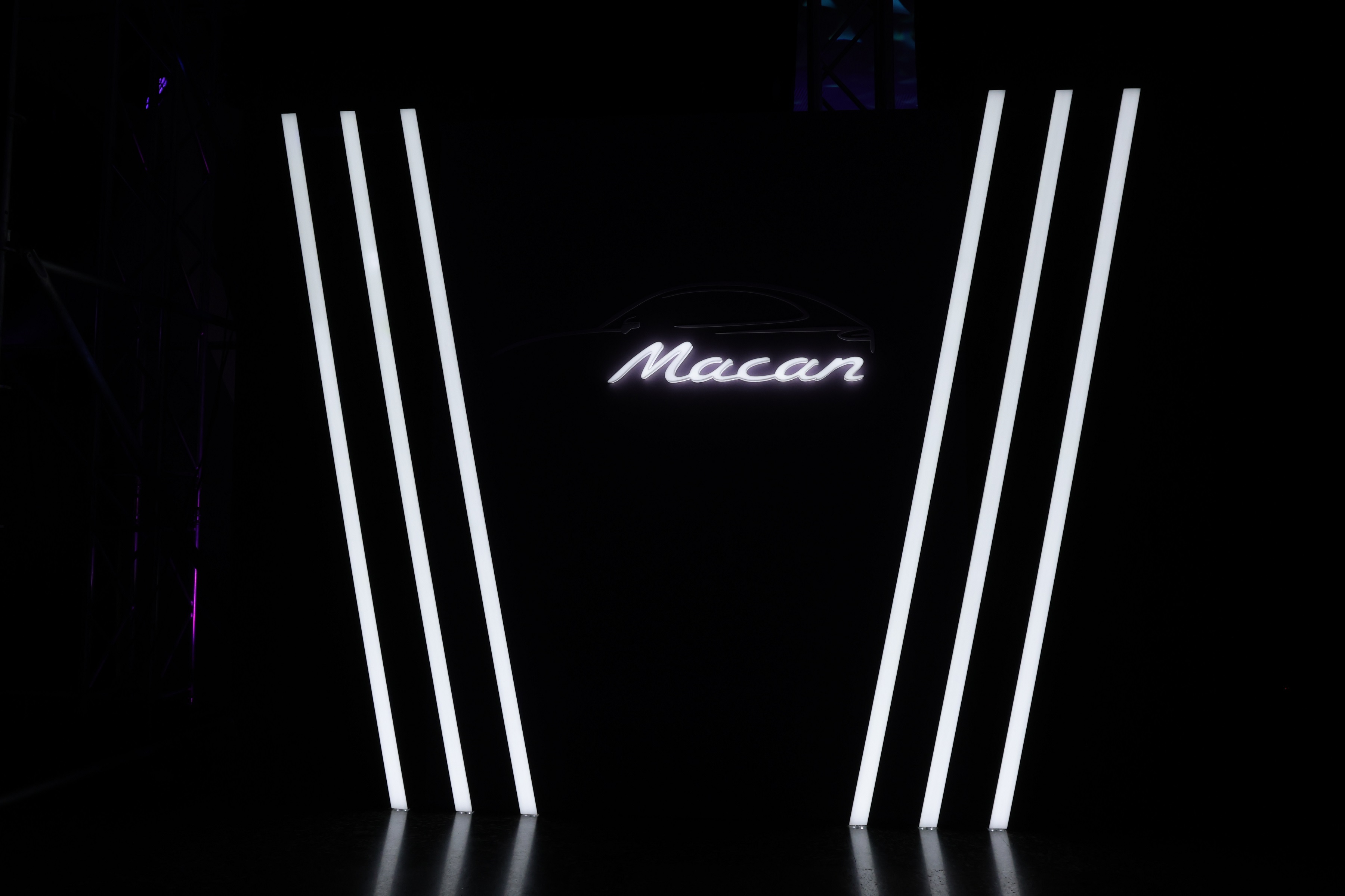 Macan - 7 .JPG (628 KB)