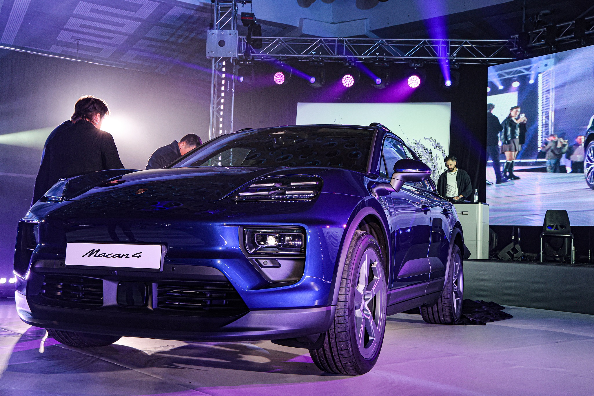 Macan- 10.JPG (1.08 MB)