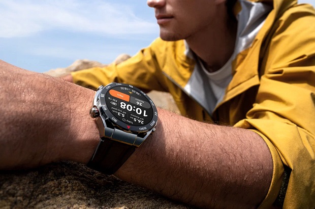 WATCH Ultimate_Product_Creative lifestyle shot_Headquarter_MKT_Woods_creative shots_outdoor 4.jpg (91 KB)