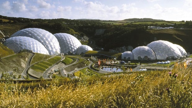 The Eden Project, Cornwall, England.jpg (112 KB)