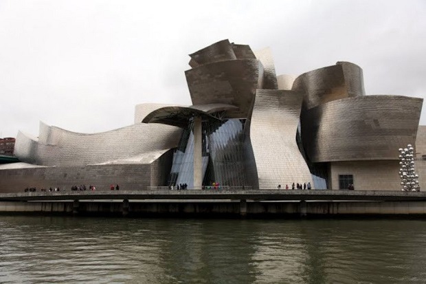 The Guggenheim Museum Bilbao.jpg (76 KB)