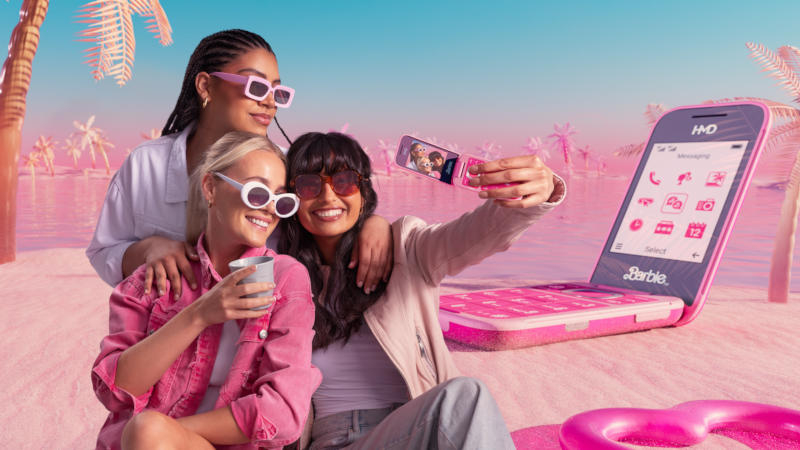 Barbie Phone 2.jpg (219 KB)