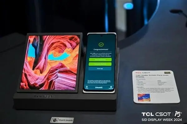 TCL-tri-foldable-mobile-phone1.jpg (51 KB)