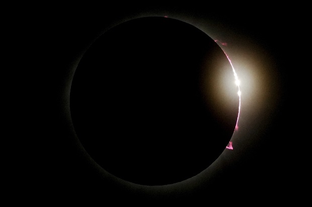 eclipse-8-april-2024-14.jpg (18 KB)