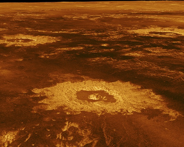 venus-surface.jpg (168 KB)