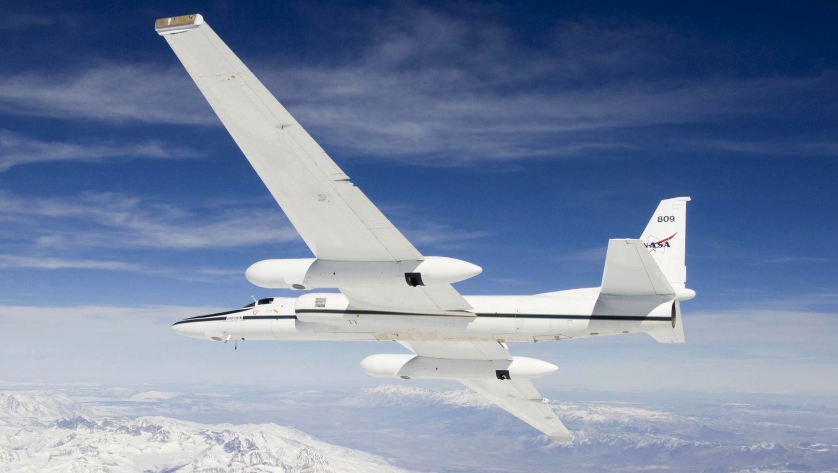 ER-2 aircraft .jpg (130 KB)