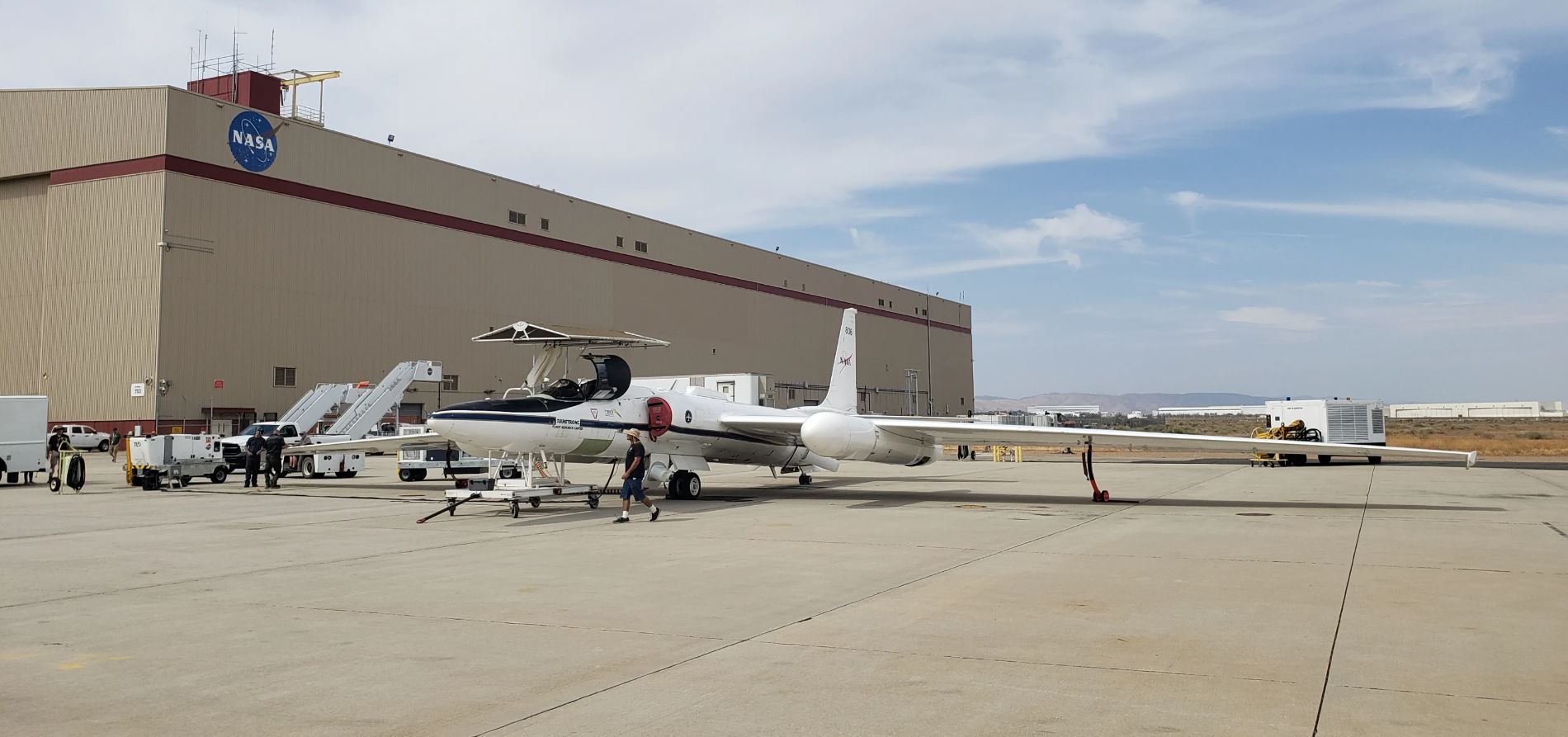 ER-2 aircraft .jpg (180 KB)