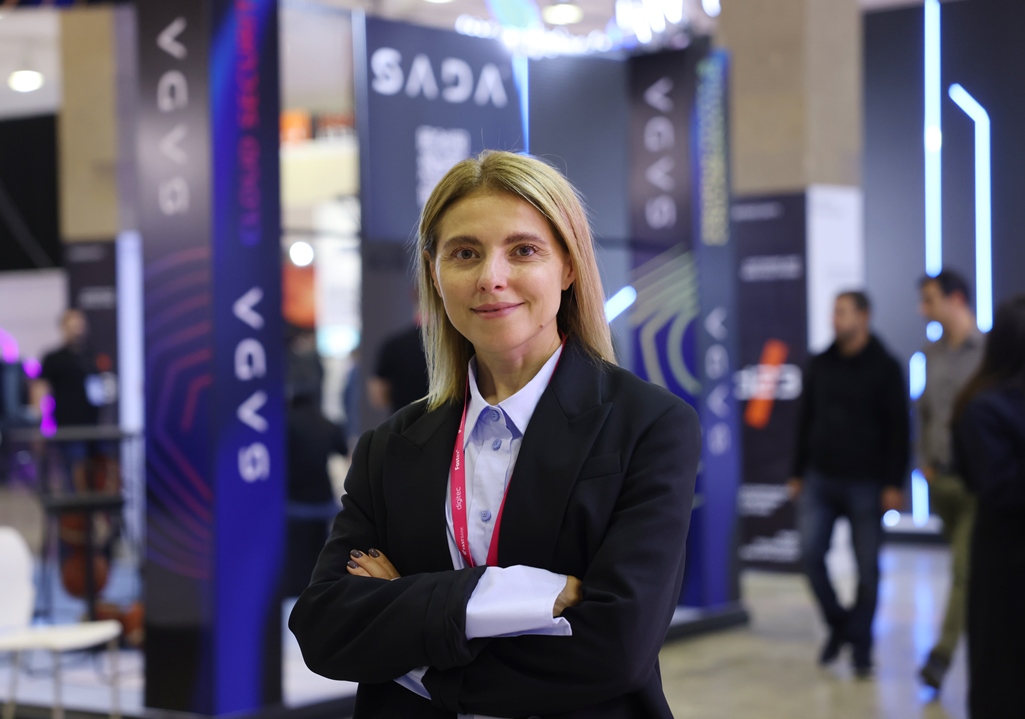 Suzanna Azoyan 2.jpg (225 KB)