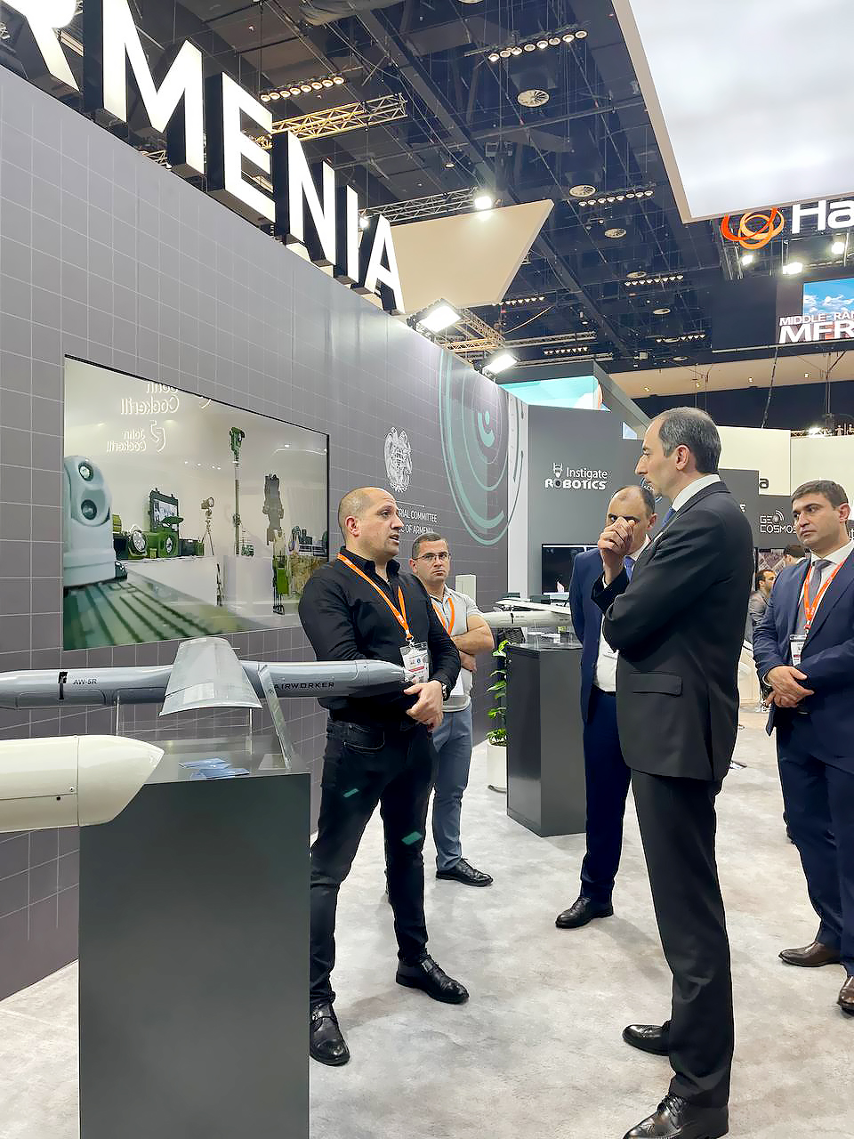 idex 2023 dubai 4.jpg (719 KB)