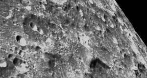 Космический корабль Orion сделал потрясающие снимки Луны в рамках миссии Artemis 1