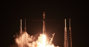 17,4 тонны: Корпорация SpaceX установила новый рекорд, подняв в космос самый тяжелый полезный груз в истории
