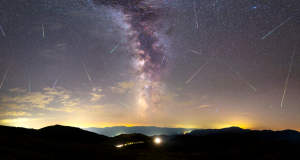 Пик метеорного потока Персеидов 2023 года: Как наблюдать за «звездным дождем» онлайн?