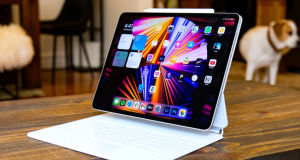 The new iPad Pro tablet will have a record built-in memory and an OLED screen