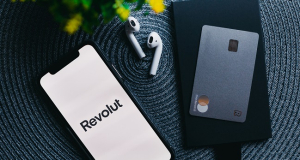 Revolut extends transfer fee waiver and celebrates the first 100 million Armenian Drams exchanged by Armenians