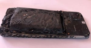 Smartphone catches fire in child's hand in Russia