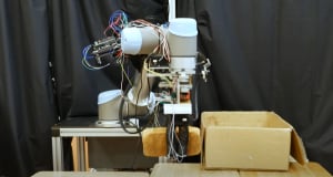 В MIT создали робота, который аккуратно укладывает еду в контейнер (видео)