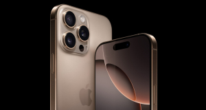 Users hear other people's phone conversations through speakers of iPhone 16