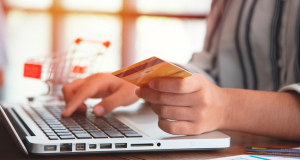 How to avoid becoming a victim of fraudsters on Cyber Monday? Expert advice
